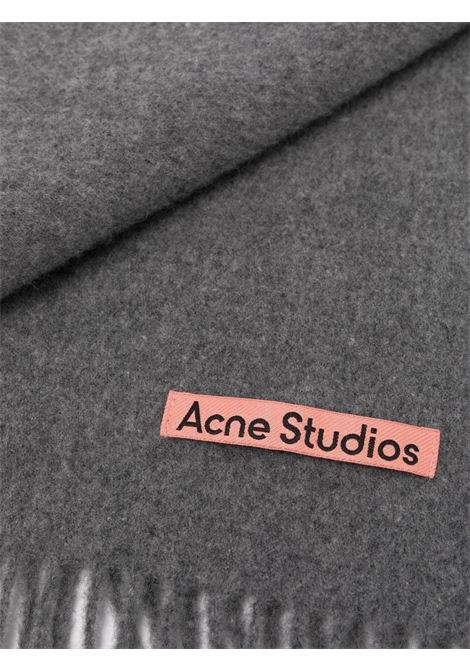 Sciarpa oversize con frange in grigio - unisex ACNE STUDIOS | CA0209990